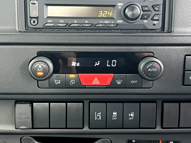 マツダ タイタン 2TG-LKR88AF(2WD)の写真20