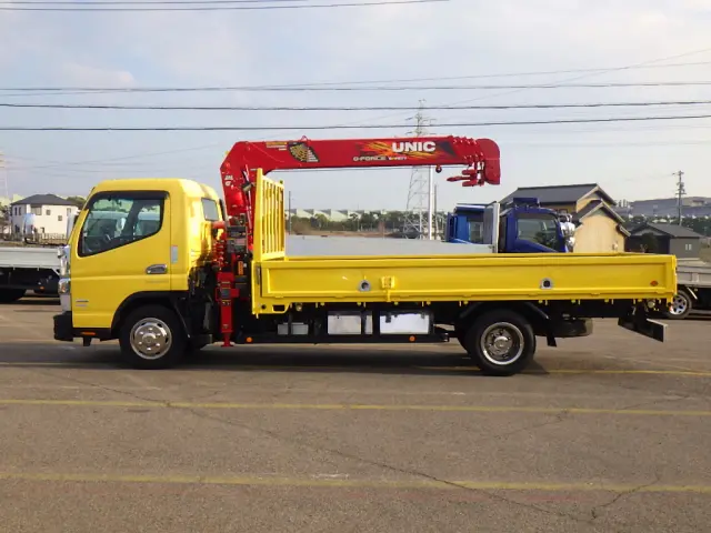 三菱 デリカ 2PG-FEB90(2WD)の写真4