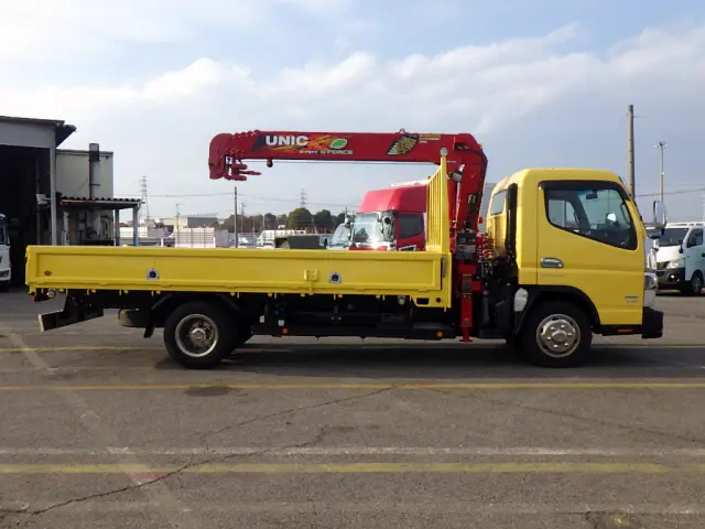 三菱 デリカ 2PG-FEB90(2WD)の写真5