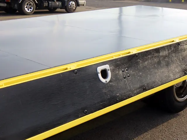 三菱 デリカ 2PG-FEB90(2WD)の写真8