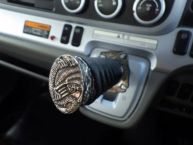 三菱 デリカ 2PG-FEB90(2WD)の写真15