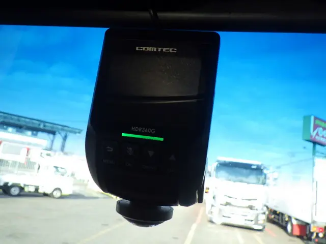 三菱 デリカ 2PG-FEB90(2WD)の写真16