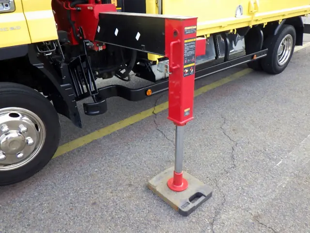 三菱 デリカ 2PG-FEB90(2WD)の写真42