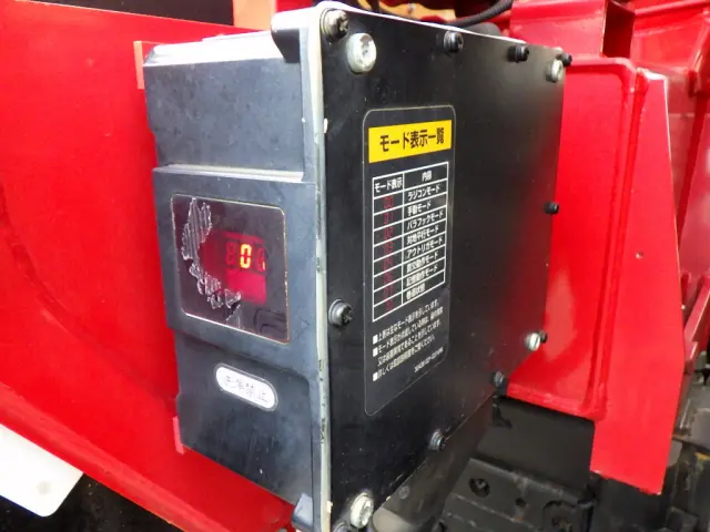 三菱 デリカ 2PG-FEB90(2WD)の写真47