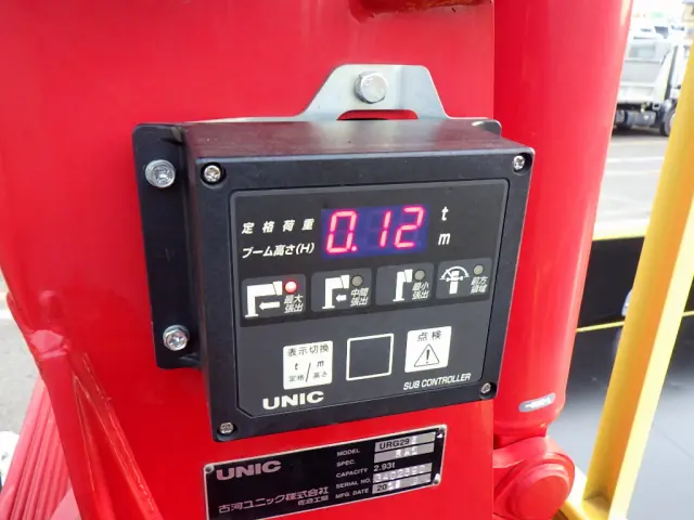 三菱 デリカ 2PG-FEB90(2WD)の写真48