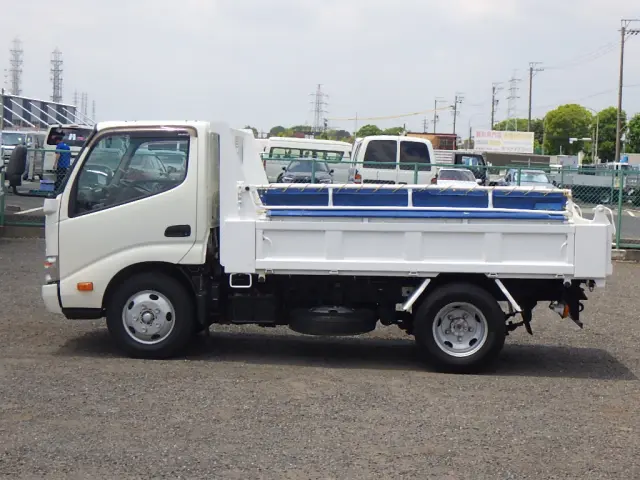 日野 デュトロ TKG-XZU620T(2WD)の写真4