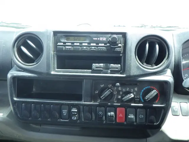 日野 デュトロ TKG-XZU620T(2WD)の写真13
