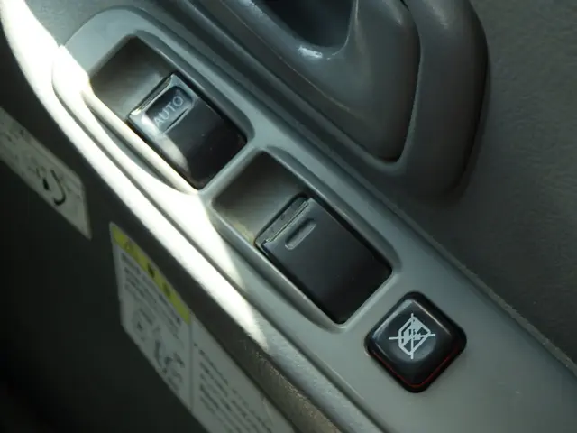 日野 デュトロ TKG-XZU620T(2WD)の写真19