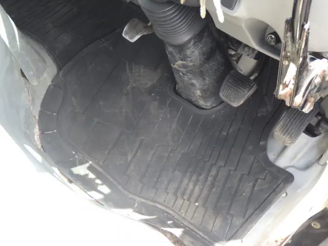 日野 デュトロ TKG-XZU620T(2WD)の写真22