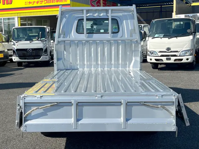 トヨタ タウンエーストラック 5BF-S413U(4WD)の写真8