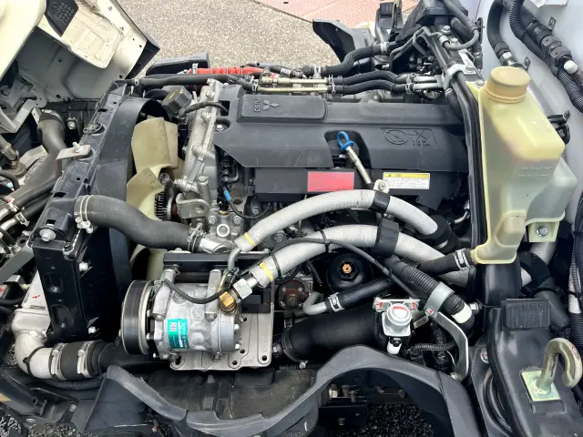 三菱 キャンター TPG-FBA20(2WD)の写真37