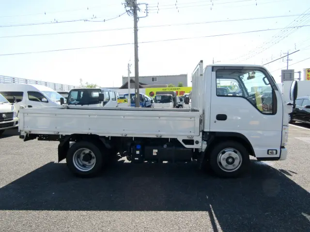 ４ナンバーサイズなので小回りラクラク！街中の狭い道でもガンガン走って頂けます♪|マツダ タイタン 2RG-LHR88A(2WD)の写真4