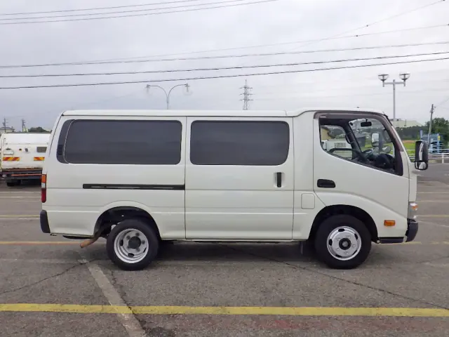 トヨタ トヨエース TKG-XZC605V(2WD)の写真5