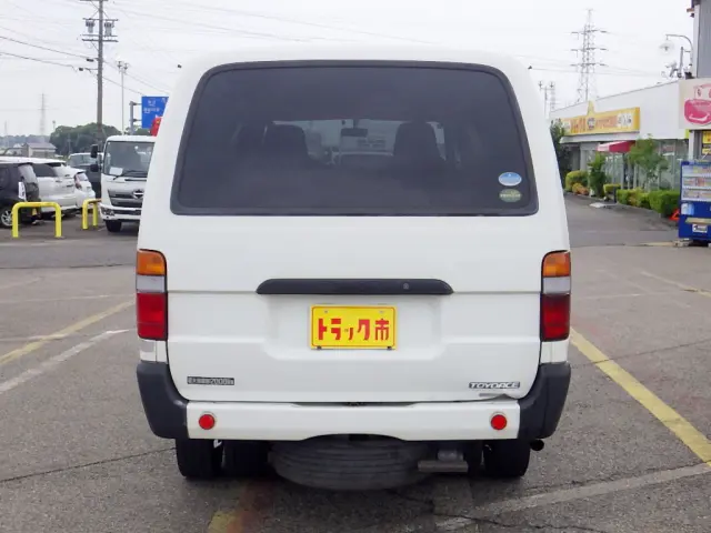 トヨタ トヨエース TKG-XZC605V(2WD)の写真6