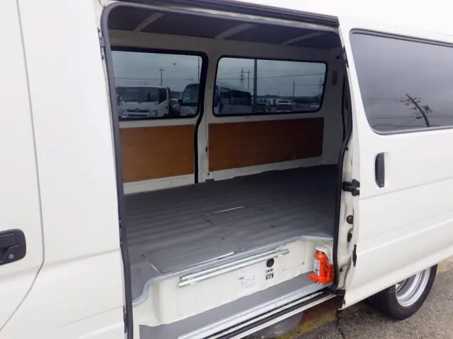 トヨタ トヨエース TKG-XZC605V(2WD)の写真10