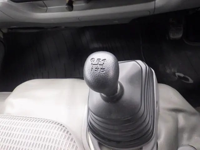 トヨタ トヨエース TKG-XZC605V(2WD)の写真13