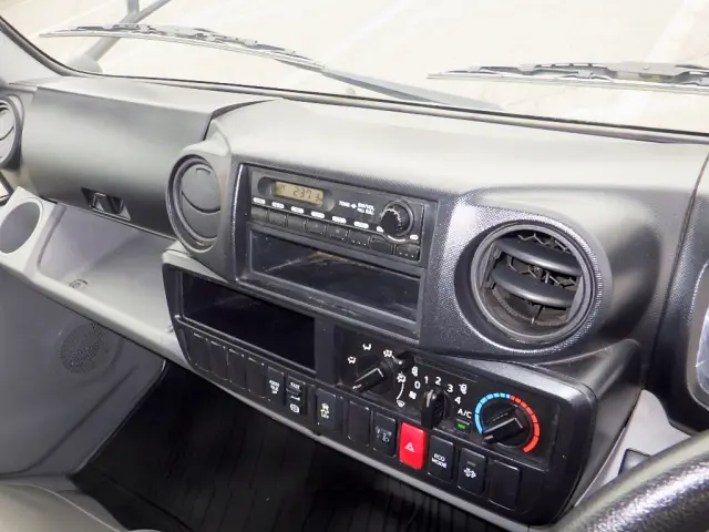 トヨタ トヨエース TKG-XZC605V(2WD)の写真46