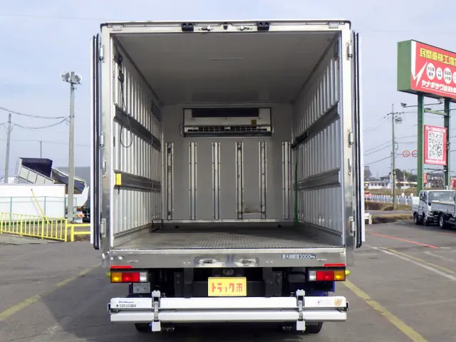 三菱 キャンター 2RG-FEB80(2WD)の写真7