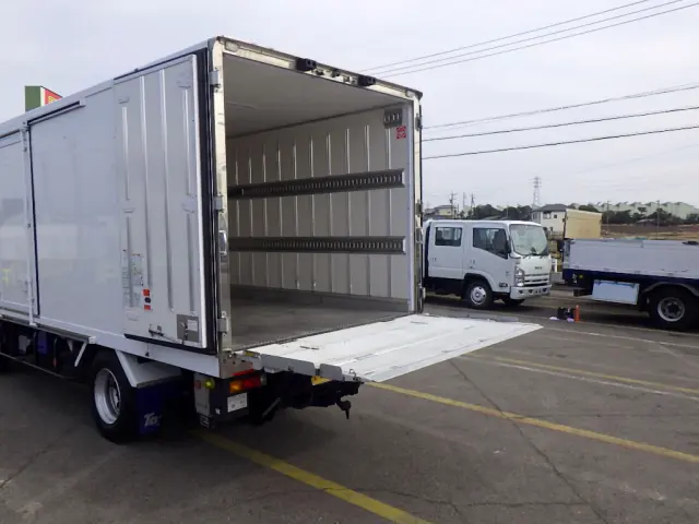 三菱 キャンター 2RG-FEB80(2WD)の写真38