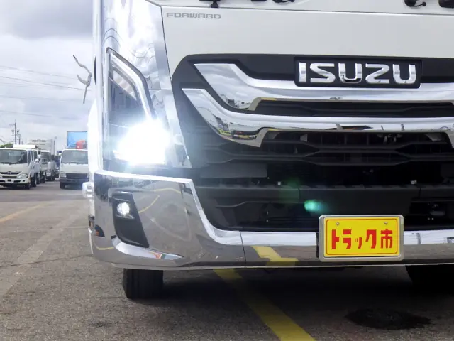 いすゞ フォワード 2RG-FRR90T4(2WD)の写真3