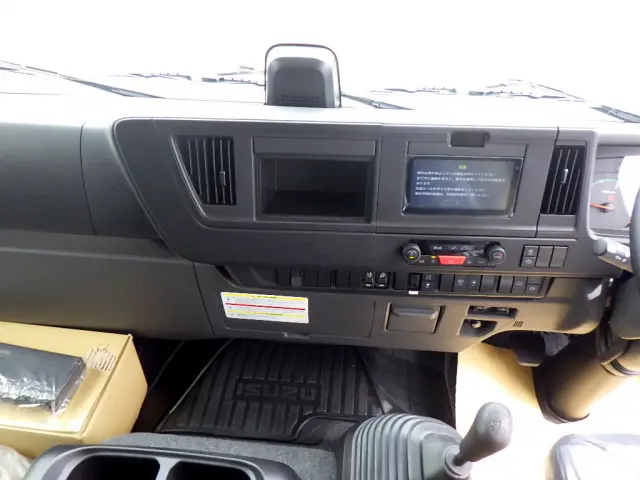 いすゞ フォワード 2RG-FRR90T4(2WD)の写真14