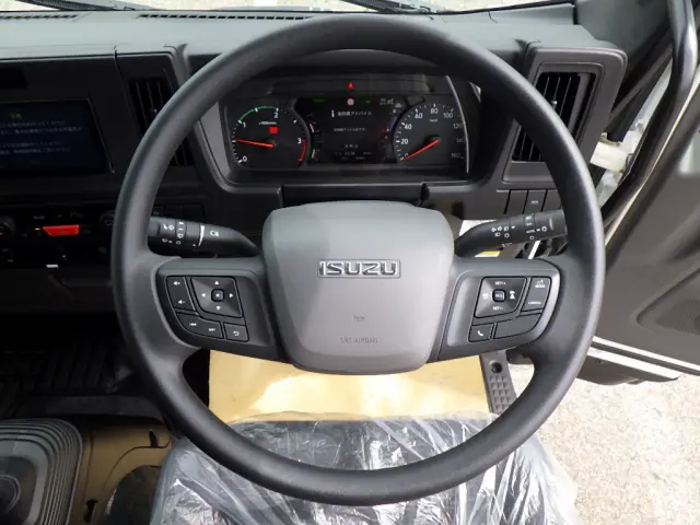 いすゞ フォワード 2RG-FRR90T4(2WD)の写真15
