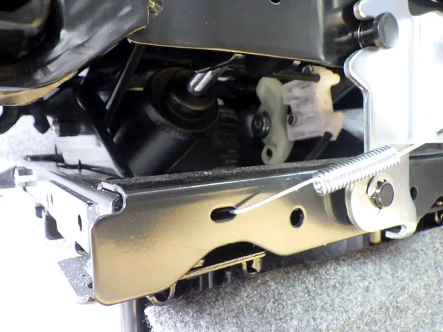 いすゞ フォワード 2RG-FRR90T4(2WD)の写真27