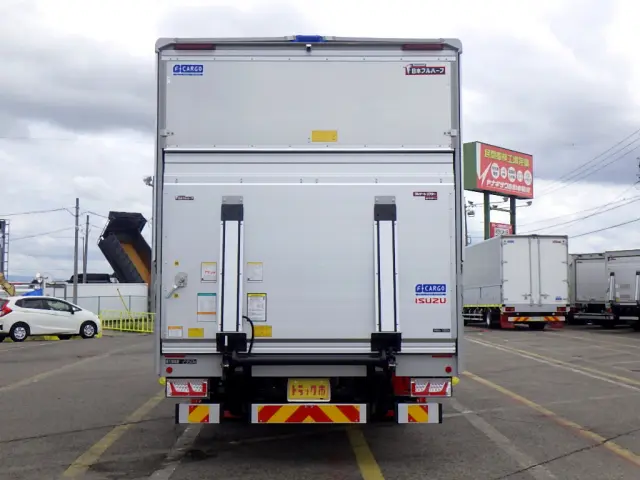 いすゞ フォワード 2RG-FRR90T4(2WD)の写真42