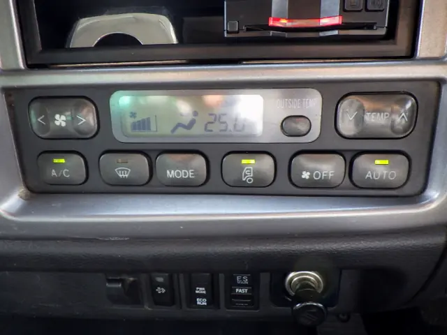 日野 レンジャー TKG-FC9JEAA(2WD)の写真15