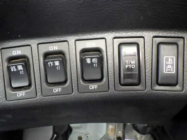 日野 レンジャー TKG-FC9JEAA(2WD)の写真17