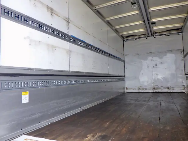 日野 レンジャー 2KG-FD2ABA(2WD)の写真8