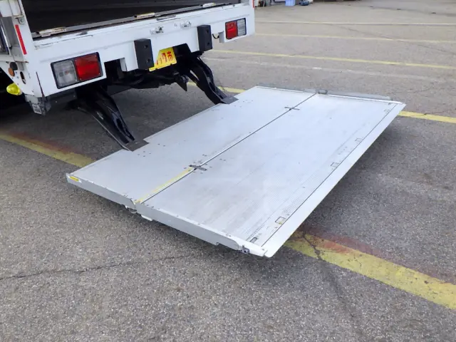 日野 レンジャー 2KG-FD2ABA(2WD)の写真20