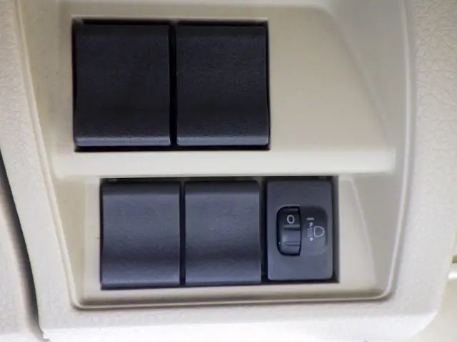 日野 レンジャー 2KG-FD2ABA(2WD)の写真38