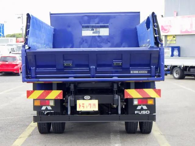 三菱 キャンター 2PG-FEBM0(2WD)の写真6