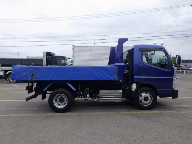 三菱 キャンター 2PG-FEBM0(2WD)の写真9