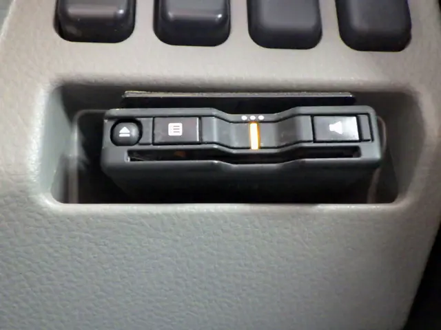 三菱 キャンター 2PG-FEBM0(2WD)の写真23