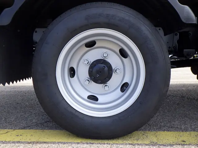 いすゞ エルフ 2RG-NNR88AR(2WD)の写真35