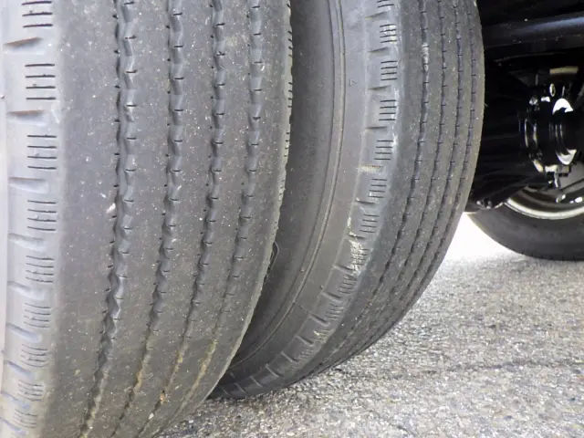 いすゞ エルフ 2RG-NNR88AR(2WD)の写真36