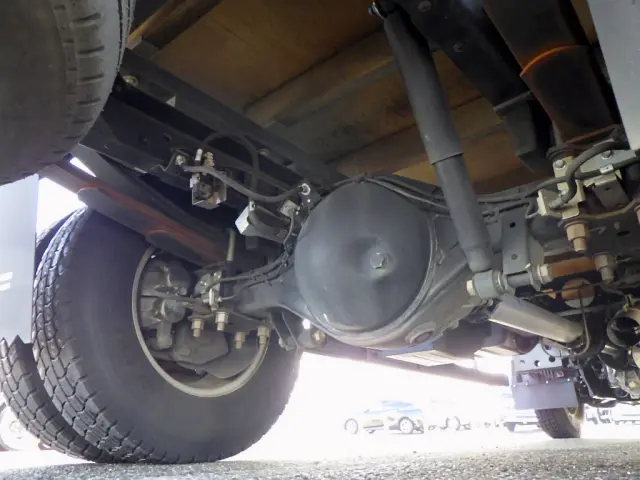 いすゞ エルフ 2RG-NMR88AR(2WD)の写真32