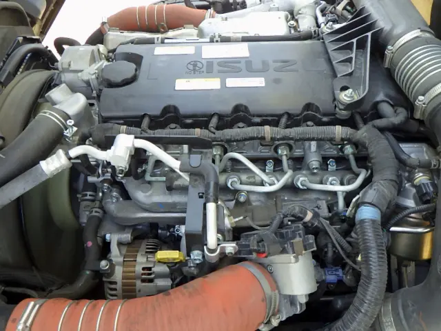 いすゞ エルフ 2RG-NMR88AR(2WD)の写真34