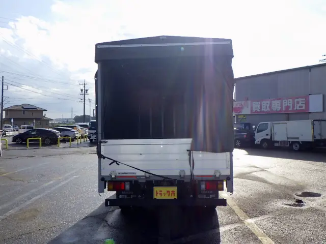 いすゞ エルフ 2RG-NMR88AR(2WD)の写真38