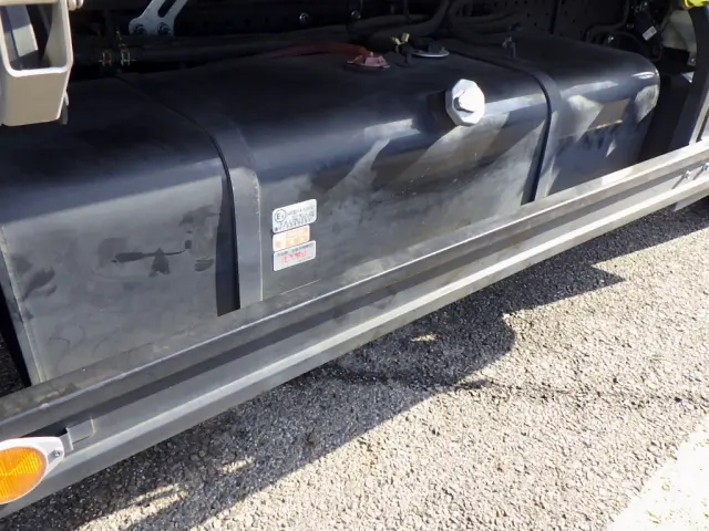 いすゞ エルフ 2RG-NMR88AR(2WD)の写真43