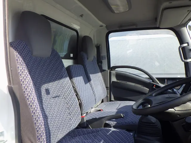 いすゞ エルフ 2RG-NMR88AR(2WD)の写真45