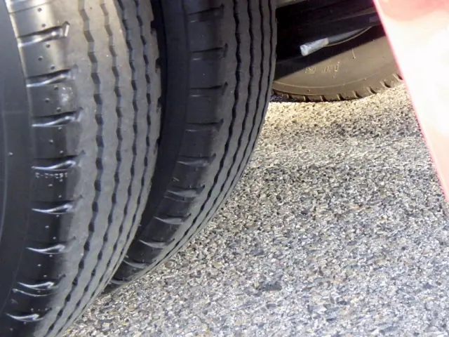 いすゞ エルフ 2RG-NJR88AM(2WD)の写真26