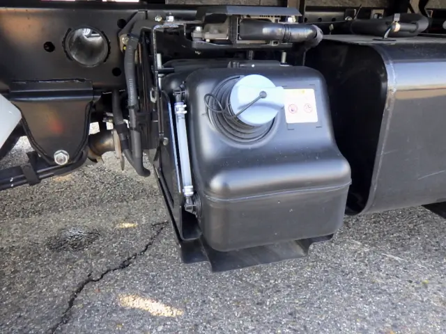 いすゞ エルフ 2RG-NJR88AM(2WD)の写真47