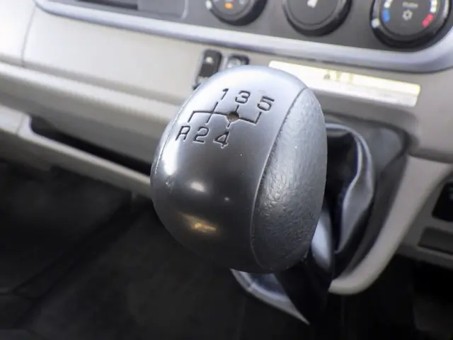 三菱 キャンター 2PG-FEDS0(2WD)の写真17