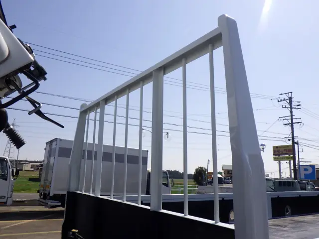 三菱 キャンター 2PG-FEDS0(2WD)の写真34