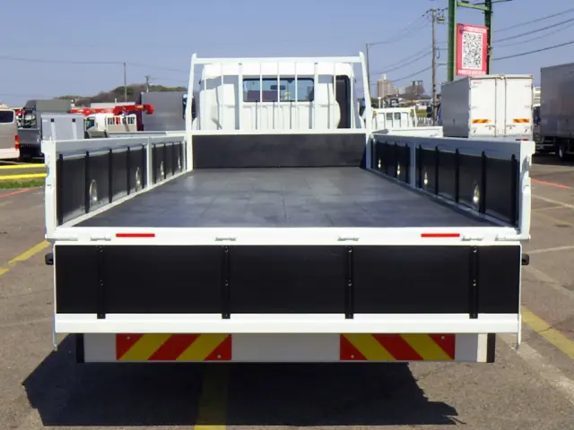 三菱 キャンター 2PG-FEDS0(2WD)の写真38