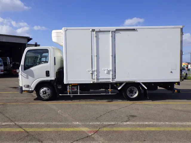 いすゞ エルフ TKG-NPR85AN(2WD)の写真4