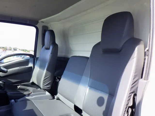 いすゞ エルフ TKG-NPR85AN(2WD)の写真16